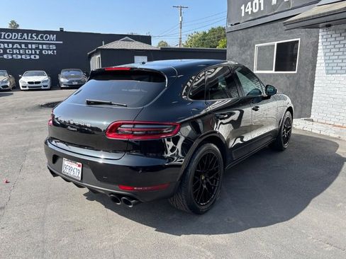 Used 2018 Porsche Macan Sport Edition image 25