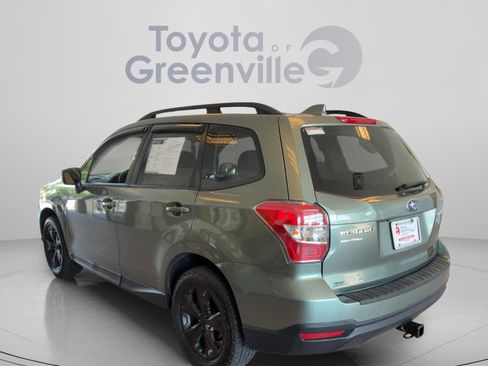 Used 2016 Subaru Forester 2.5i Premium w/ Popular Package #2 AWD/4WD image 4