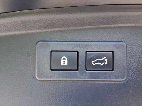 Used 2024 Subaru Outback Premium AWD/4WD image 29