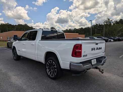 Used 2025 RAM 1500 Limited AWD/4WD image 7