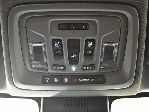 Used 2023 GMC Sierra 1500 Denali w/ Denali Reserve Package image 34