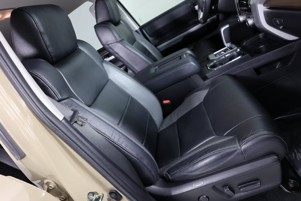 Used 2020 Toyota Tundra Limited AWD/4WD image 33