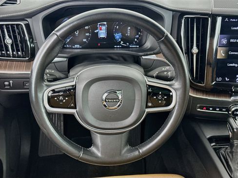Used 2021 Volvo XC60 T5 Inscription w/ Protection Package Premier FWD image 18