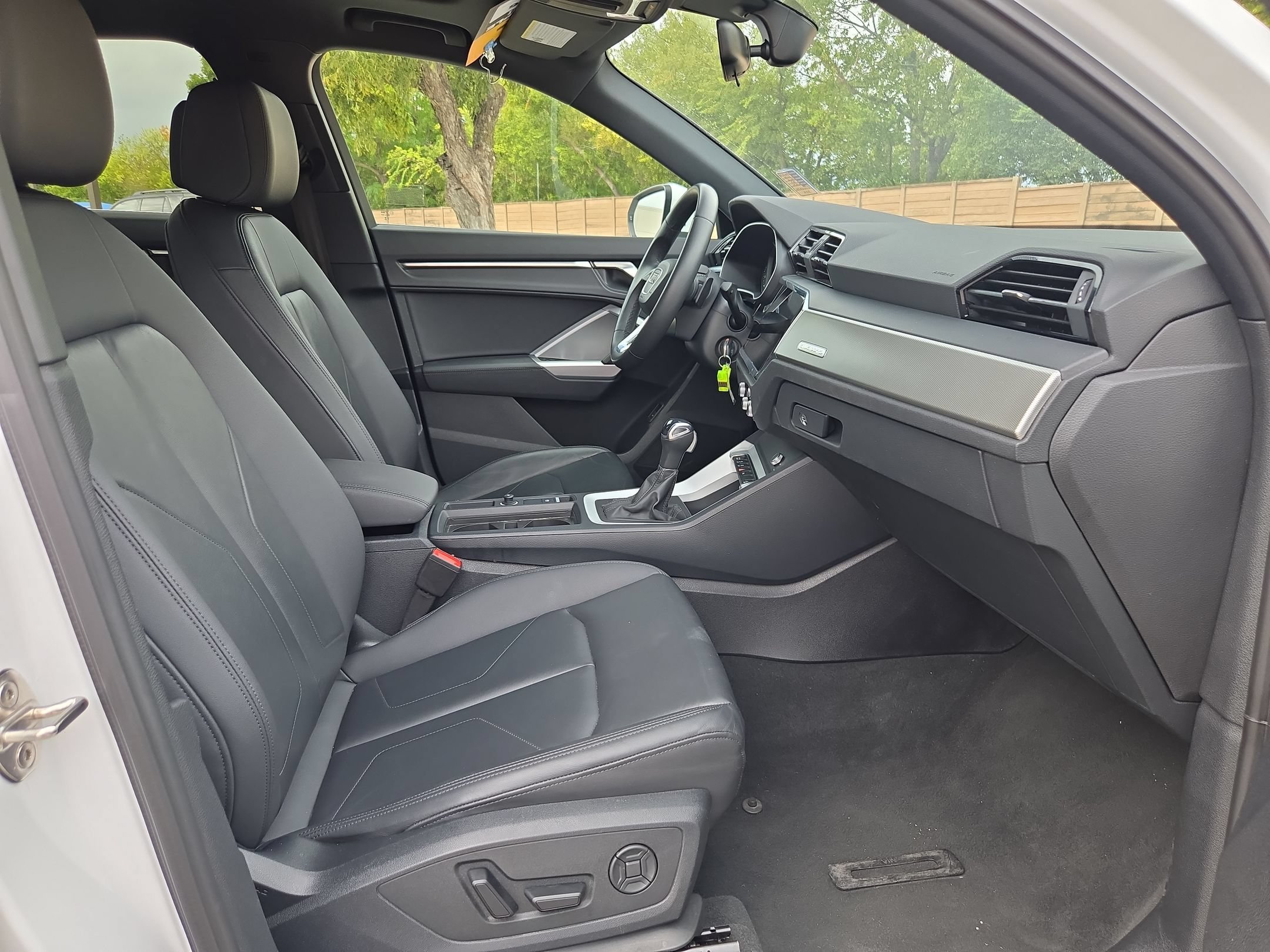 Used 2025 Audi Q3 2.0T Premium AWD/4WD image 27