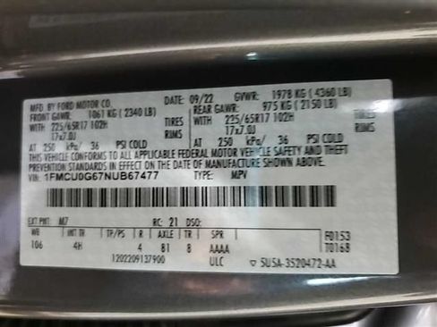 Used 2022 Ford Escape SE w/ Convenience Package FWD image 6
