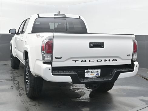 Used 2020 Toyota Tacoma TRD Sport w/ Technology Package RWD image 8
