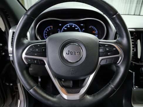Used 2020 Jeep Grand Cherokee Limited AWD/4WD image 21