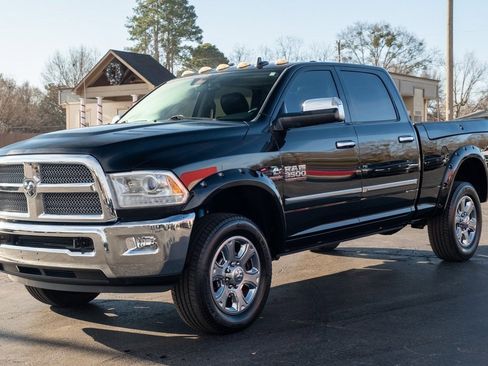 Used 2015 RAM 3500 Laramie Longhorn image 3