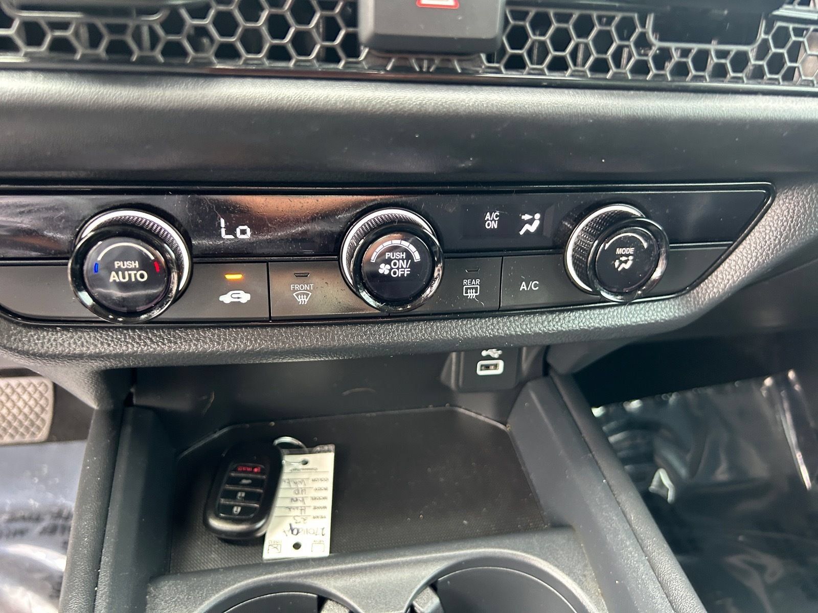 Certified 2023 Honda HR-V LX image 24