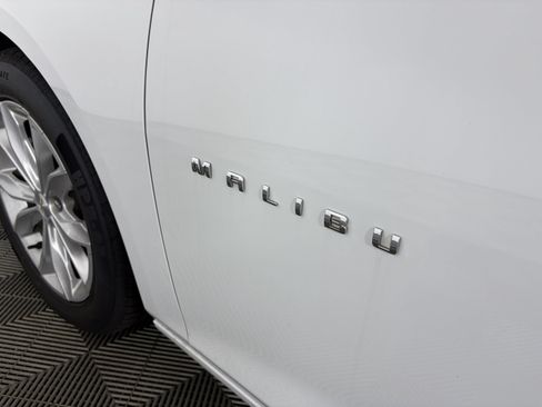 Certified 2024 Chevrolet Malibu LT FWD image 14