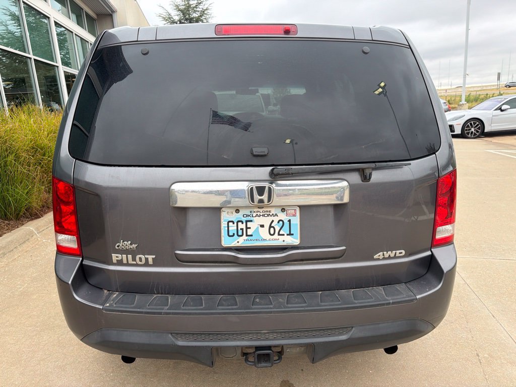 Used 2015 Honda Pilot LX image 3