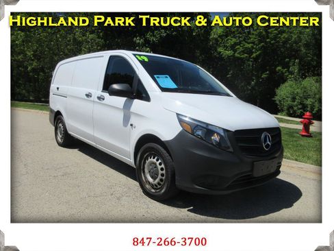 Used 2019 Mercedes-Benz Metris image 1