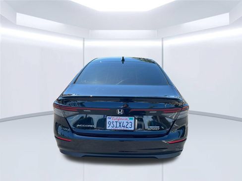 Used 2025 Honda Accord Sport image 4