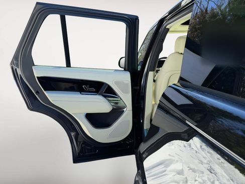 New 2026 Land Rover Range Rover SE AWD/4WD image 11