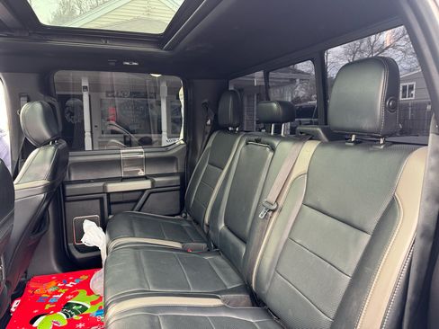 Used 2018 Ford F150 Raptor w/ Equipment Group 802A Luxury image 30