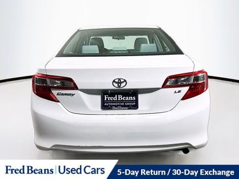 Used 2013 Toyota Camry LE FWD image 6