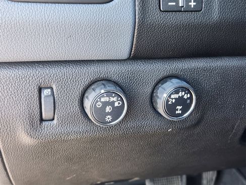 Used 2022 Chevrolet Colorado Z71 image 12