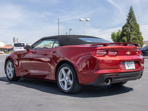 Used 2023 Chevrolet Camaro LT image 5