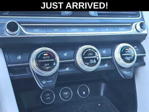 Used 2023 Genesis G70 3.3T w/ Sport Prestige Package RWD image 21
