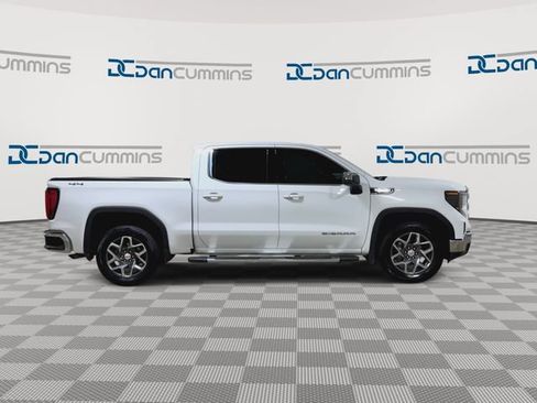 Used 2024 GMC Sierra 1500 SLE w/ Preferred Package AWD/4WD image 9