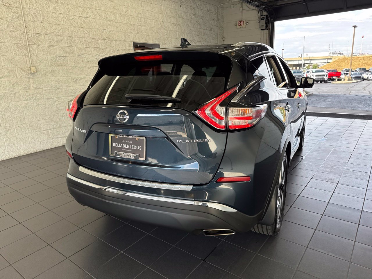 Used 2018 Nissan Murano Platinum w/ Cargo Package FWD image 7