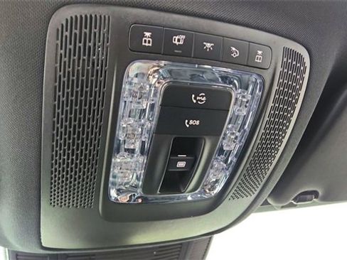 Used 2023 Mercedes-Benz GLE 450 4MATIC w/ AMG Line Exterior image 57