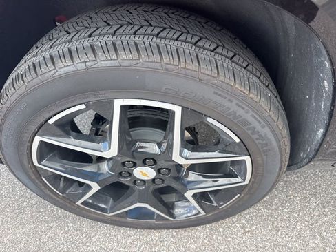 Used 2025 Chevrolet Traverse High Country image 9