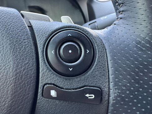 Used 2014 Lexus IS 250 4dr Sport Sdn Auto RWD image 15