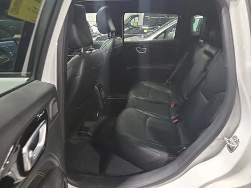 Used 2023 Jeep Compass High Altitude w/ Driver Assist Group I AWD/4WD image 8
