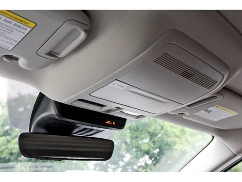 Used 2025 MAZDA CX-50 2.5 Hybrid w/ Premium Plus Pkg image 25