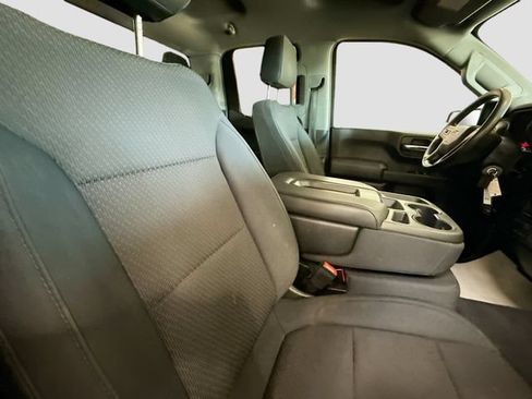 Used 2019 Chevrolet Silverado 1500 Custom Trail Boss AWD/4WD image 26