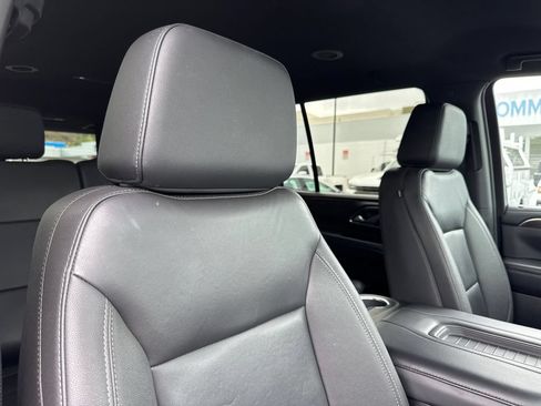 Used 2024 Chevrolet Tahoe LT RWD image 16