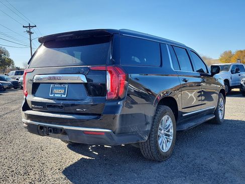 Used 2021 GMC Yukon XL SLT image 6