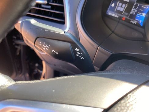 Certified 2022 Ford Edge Titanium image 29