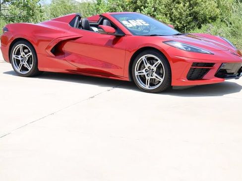 Used 2022 Chevrolet Corvette Stingray Premium Conv w/ Z51 Performance Package RWD image 25