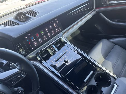 Certified 2024 Porsche Panamera image 22