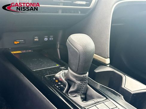 Used 2025 Toyota Camry LE image 18