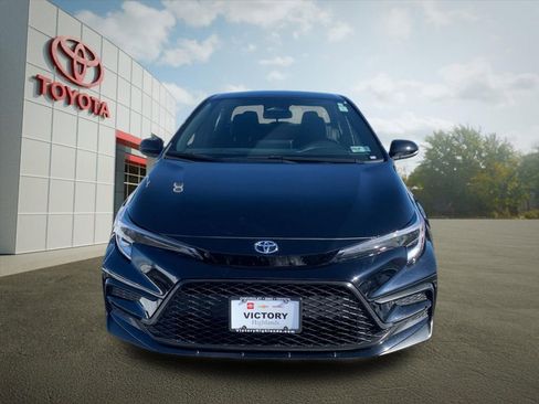 Used 2025 Toyota Corolla SE image 8