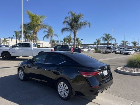 Used 2022 Nissan Sentra S image 6