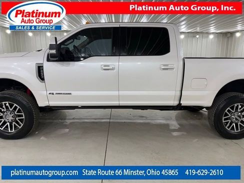 Used 2017 Ford F250 Lariat w/ Lariat Value Package image 2