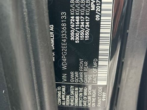 Used 2018 Mercedes-Benz Metris Passenger image 32