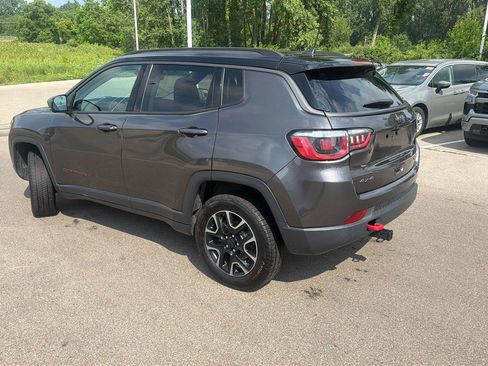 Used 2019 Jeep Compass Trailhawk AWD/4WD image 6