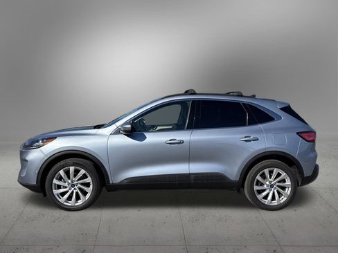 Certified 2022 Ford Escape Titanium w/ Titanium Elite Package image 2