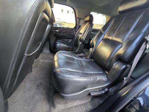 Used 2008 GMC Yukon Denali AWD/4WD image 17