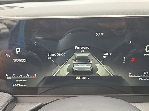 Used 2025 Nissan Kicks SR image 24