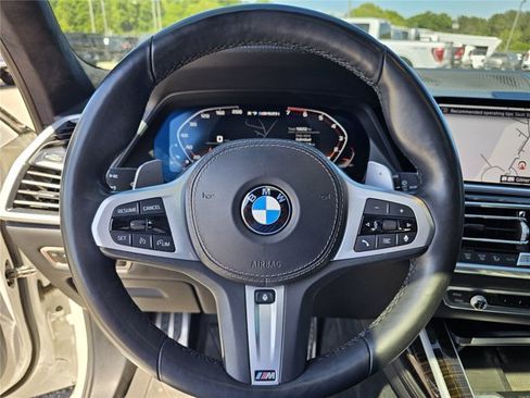 Used 2020 BMW X7 M50i w/ Dynamic Handling Package AWD/4WD image 20