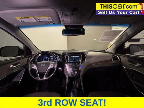 Used 2017 Hyundai Santa Fe SE Ultimate image 15