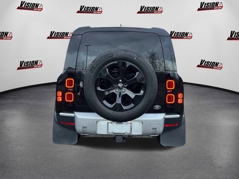 Used 2023 Land Rover Defender 90 S image 6