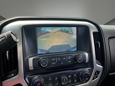 Used 2019 GMC Sierra 2500 SLT w/ Driver Alert Package AWD/4WD image 15