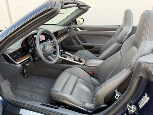 Used 2020 Porsche 911 Carrera S RWD image 23